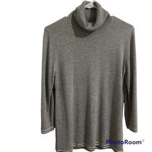 Tommy Hilfiger Turtleneck Sweater Light Gray/ Size M Casual 3/4 Sleeve